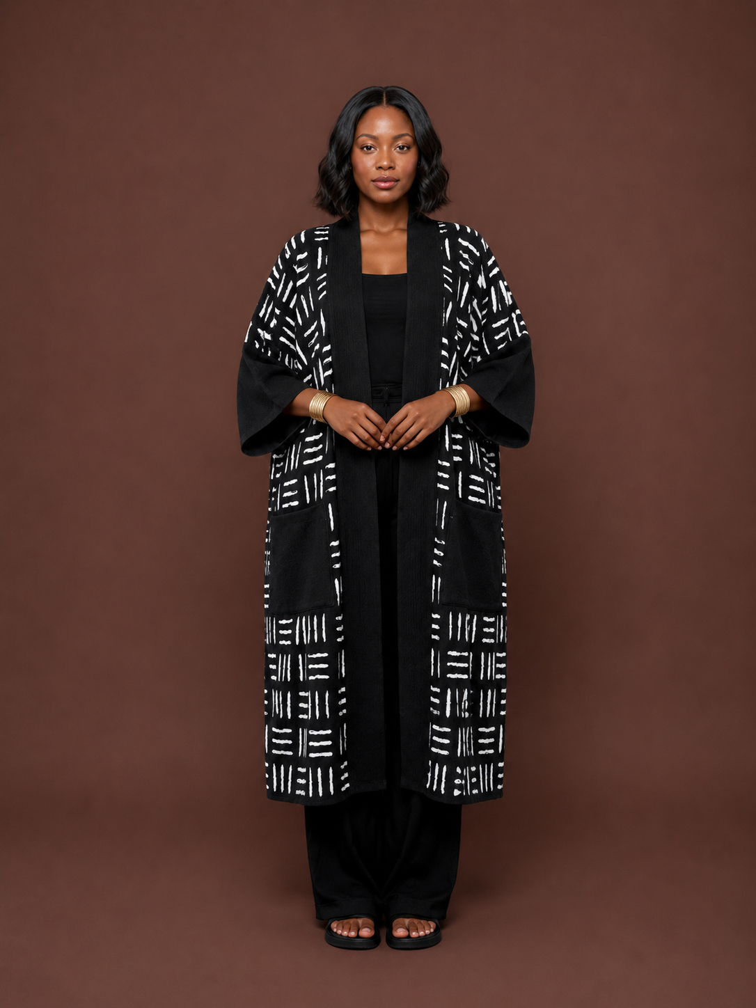 Sanaa Kimono in Black White