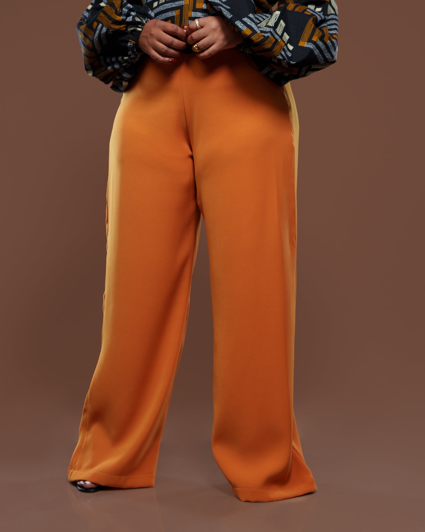 Fluid Semi-Fitted Pants in Mustard