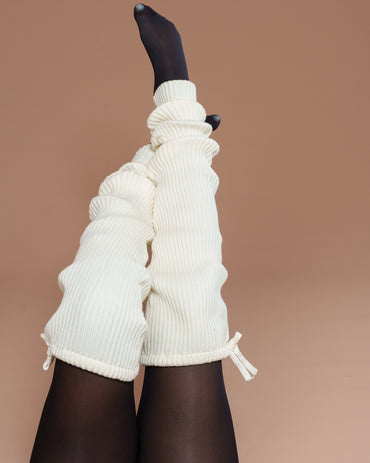 Thigh Land Legwarmer In Off White