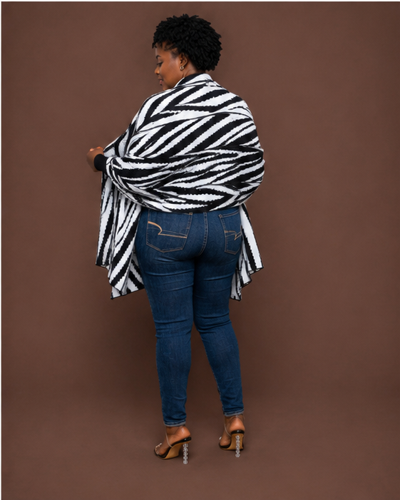 Madeline Printed Shawl in B&W