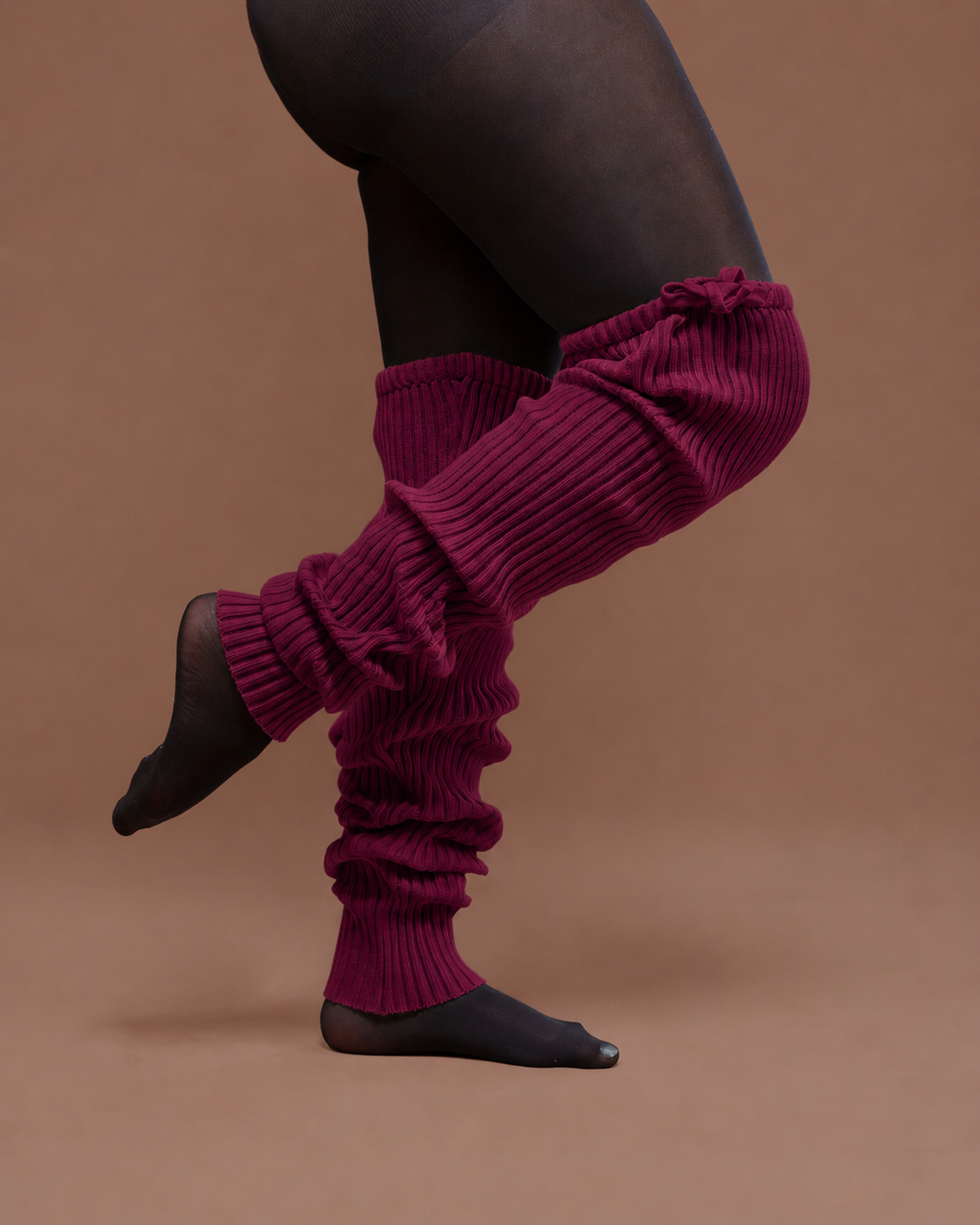 Thigh Land Legwarmer In Burgundy