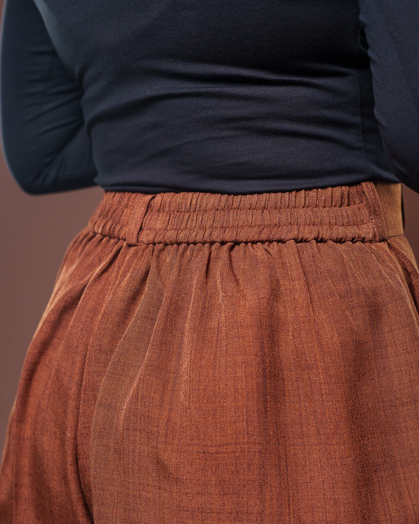 Woven Willow Short in Choco