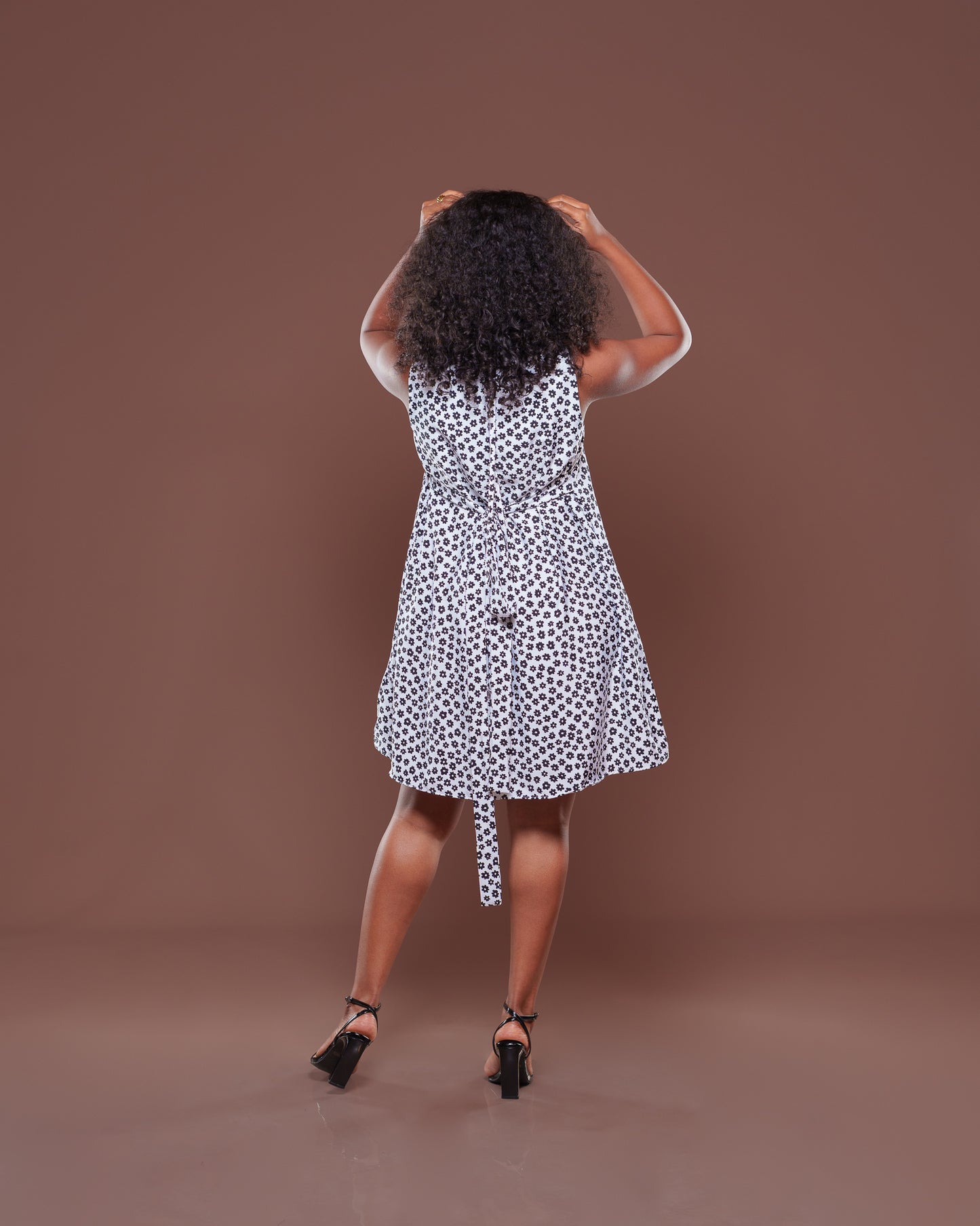 Lola Mini Dress in Spera Daisy