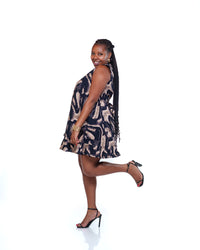Dynasty Shift Dress In Thalia