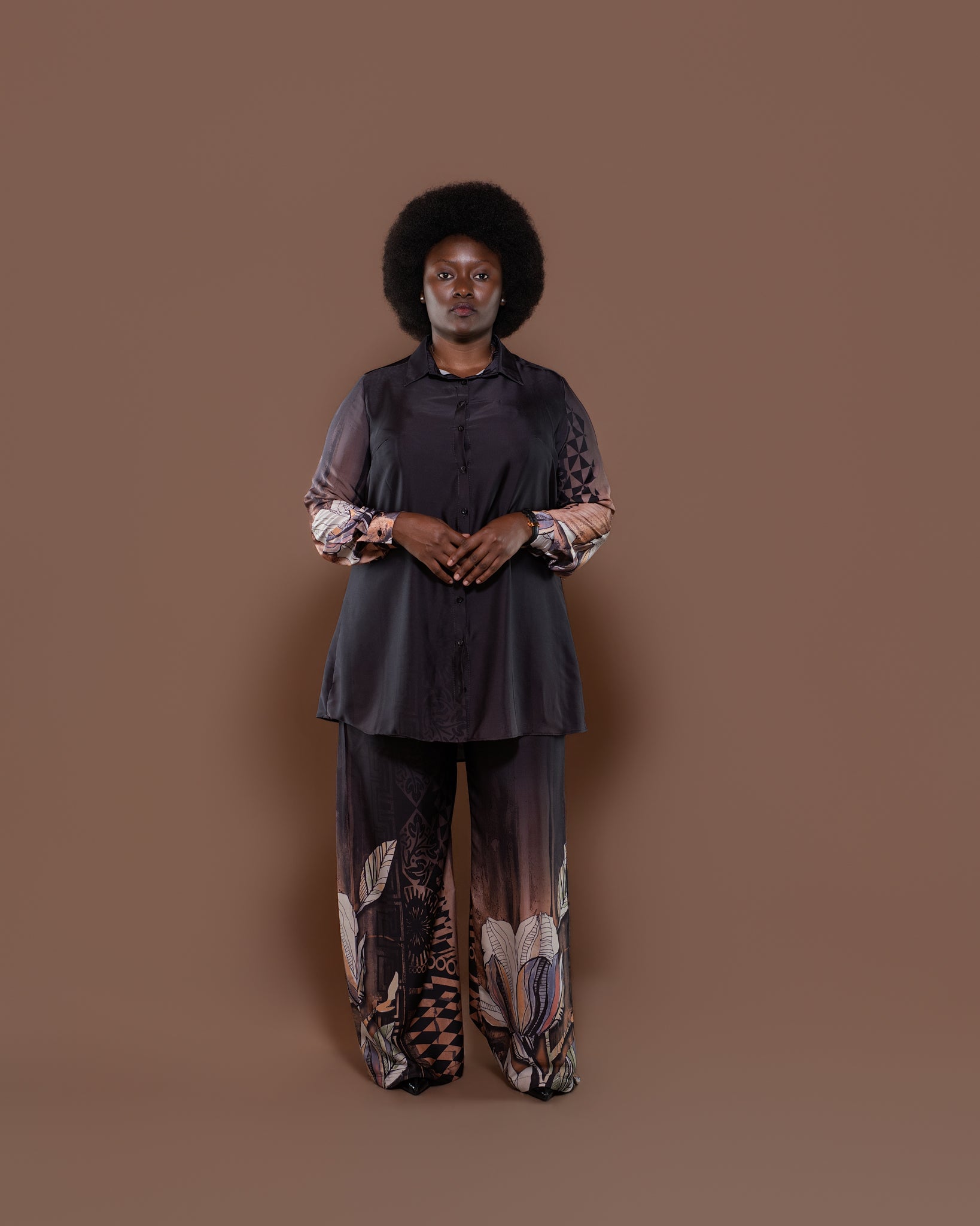Botanical Boarder Blouse in Ebony