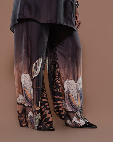 Botanical Boarder Pants in Ebony