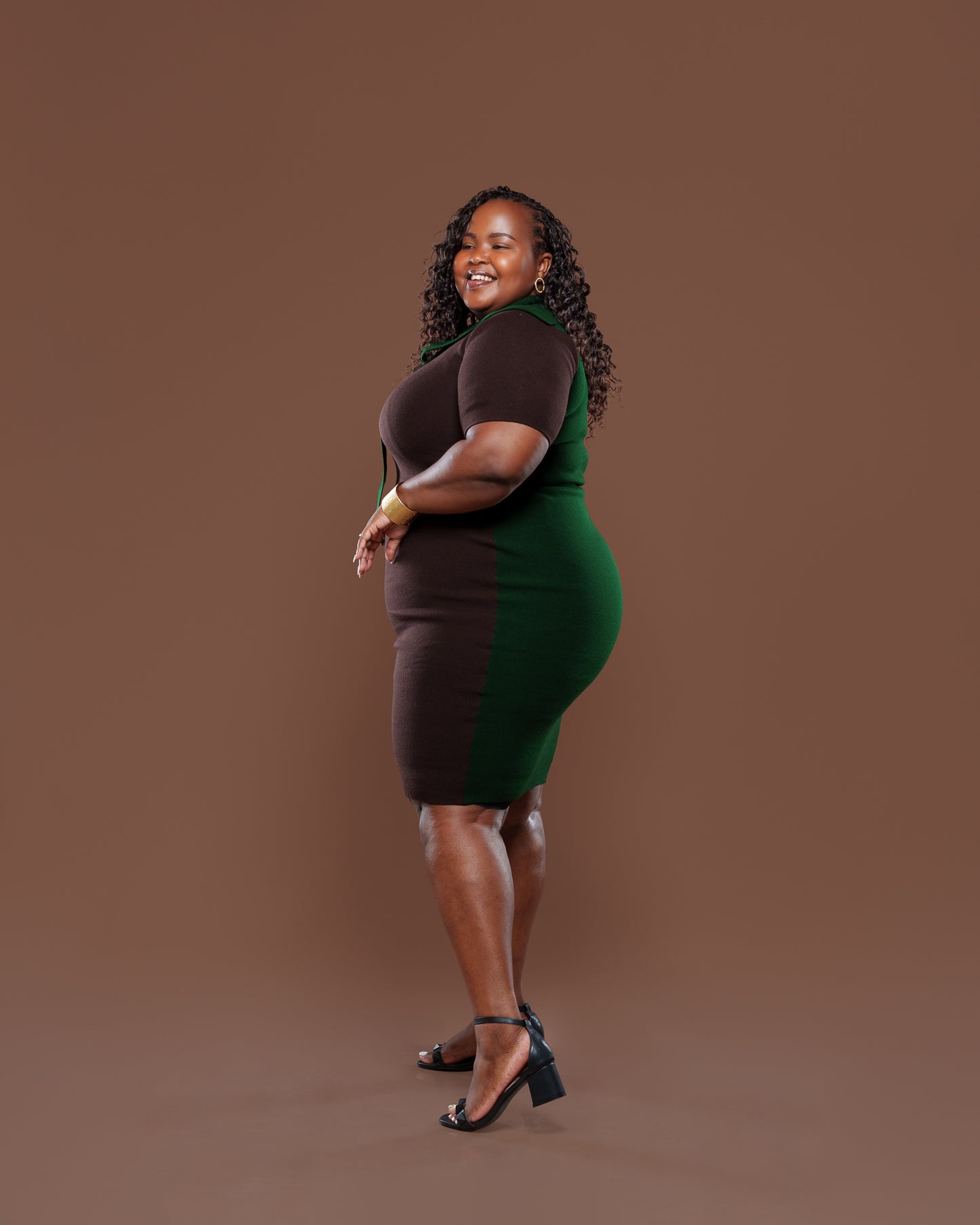 Axis Knit Midi Dress In Emerald/Coffee brown