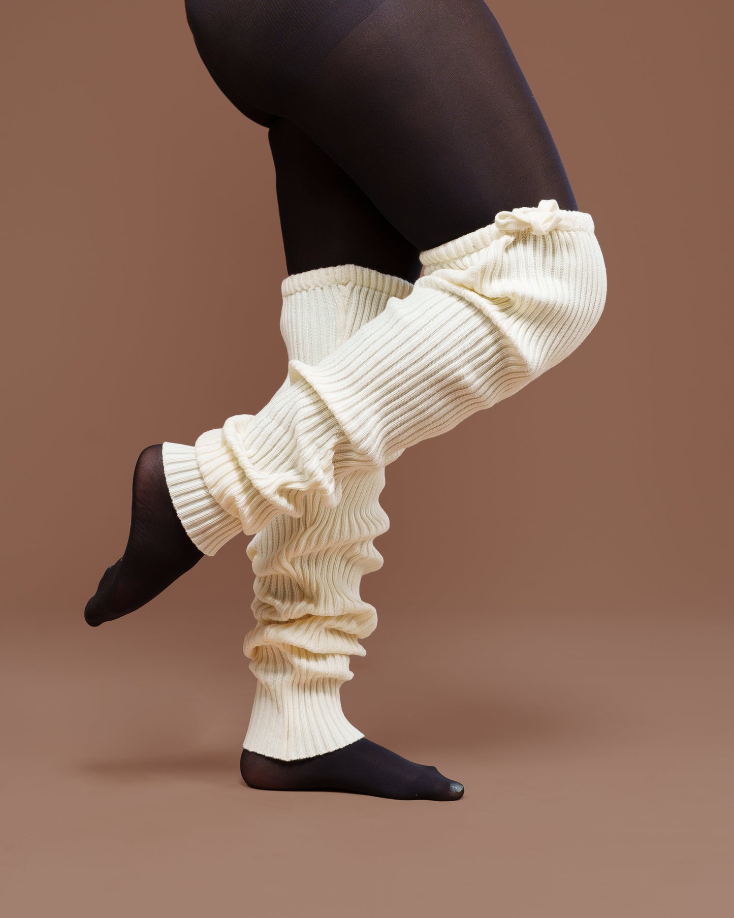 Thigh Land Legwarmer In Off White