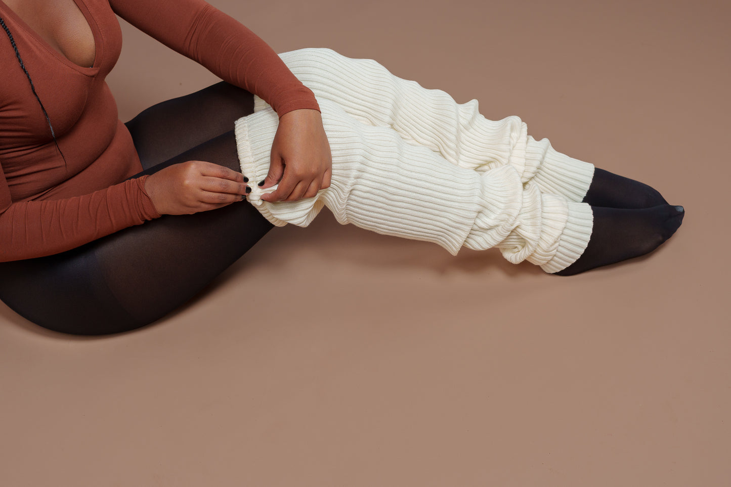 Thigh Land Legwarmer In Off White
