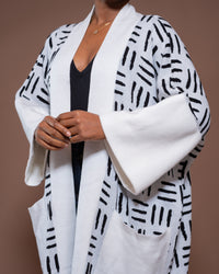 Sanaa Kimono in White Black