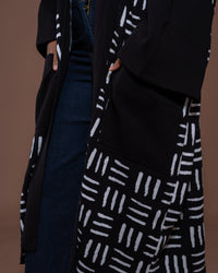 Sanaa Kimono in Black White