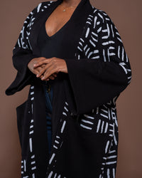 Sanaa Kimono in Black White