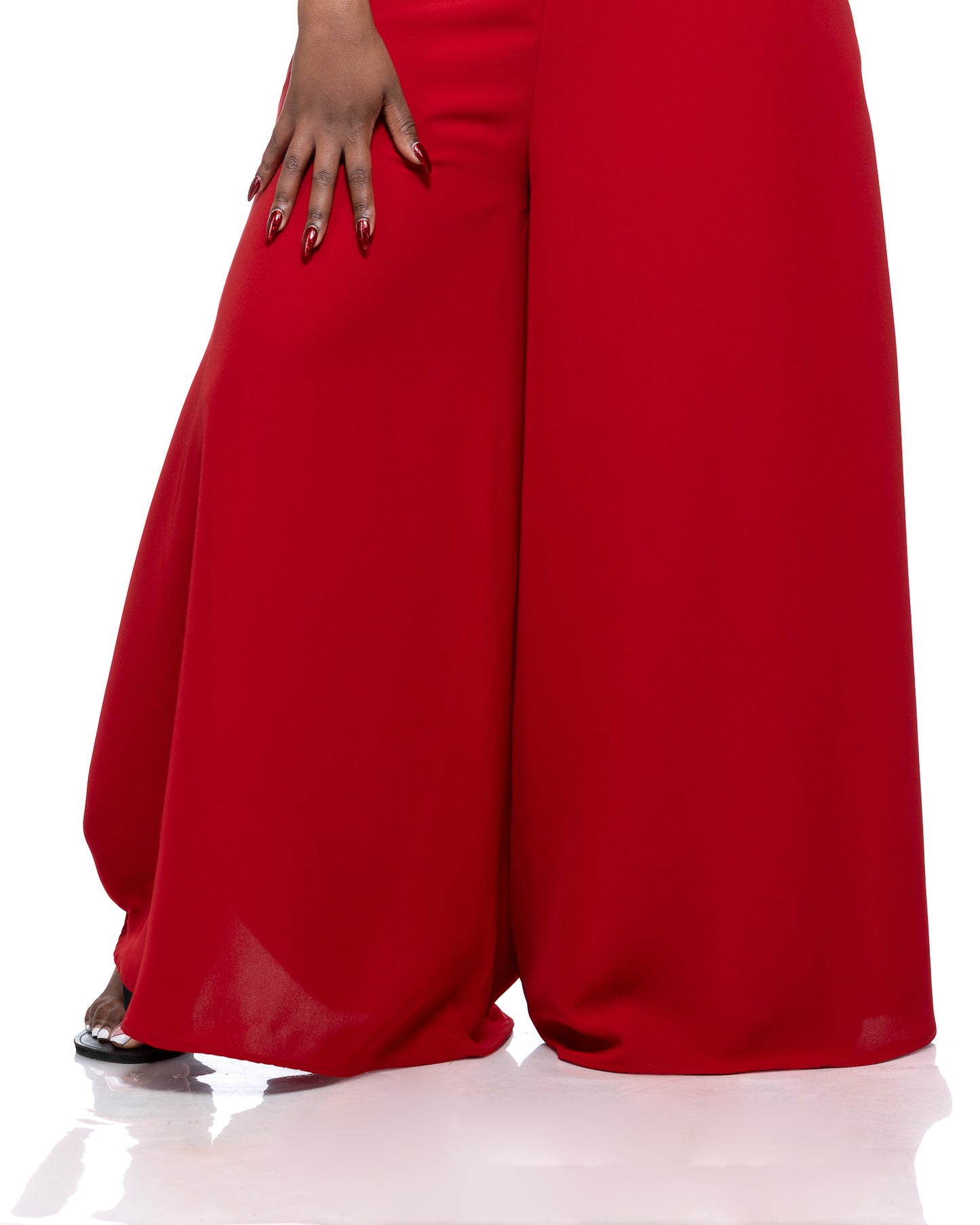 Moderne Palazzo Jumpsuit In Burgundy