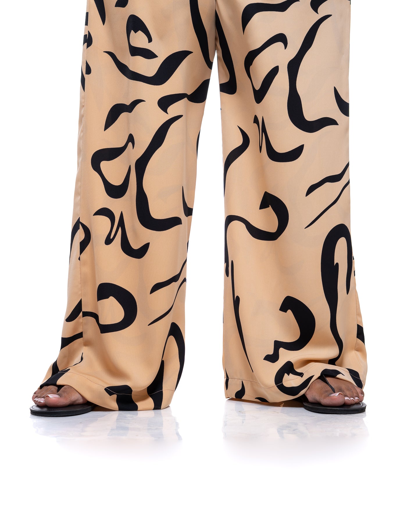 Fluid Wide Leg Pants in Sanaa