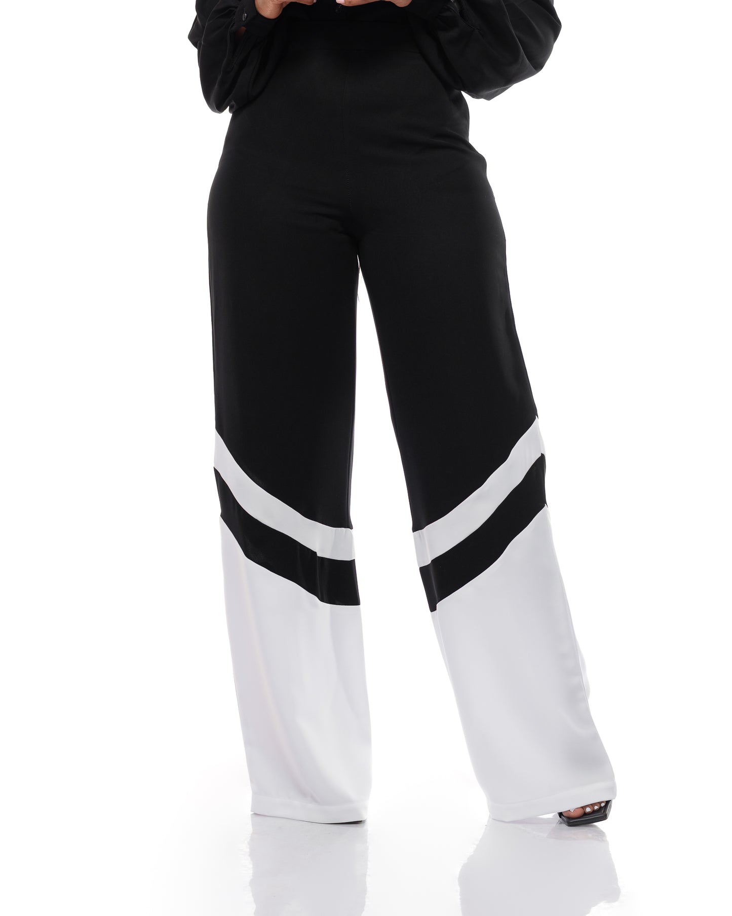 Fluid Wide Leg Two-Tone Pants In Black
